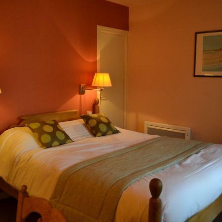 La Fleur de Lys Hotel Cormatin Eksteriør billede