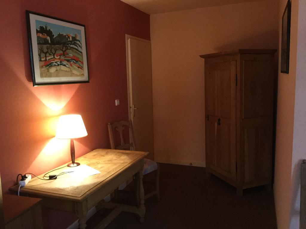 La Fleur de Lys Hotel Cormatin Eksteriør billede