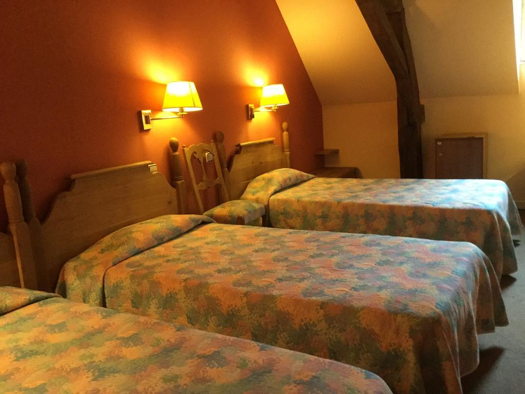 La Fleur de Lys Hotel Cormatin Eksteriør billede