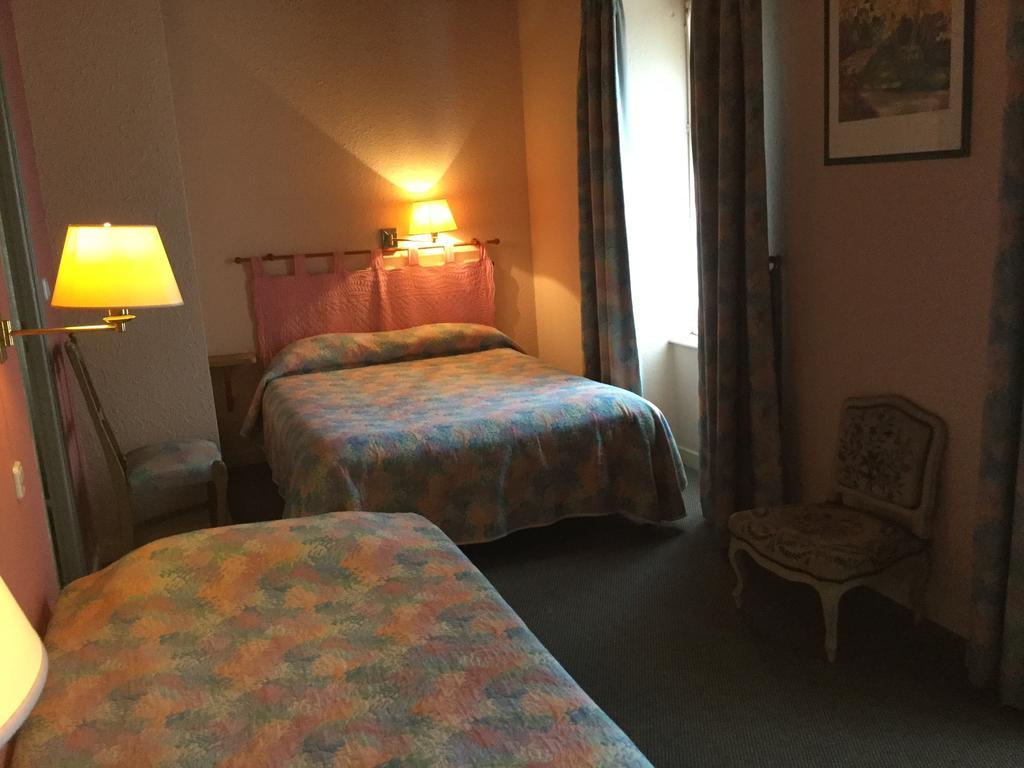 La Fleur de Lys Hotel Cormatin Eksteriør billede